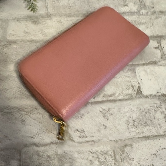 Miu MIU Pink Ribbon Bow Leather Zippy Zipper Long Wallet - Picture 8 of 13